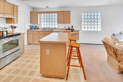 1655 Mcpherson Drive, Port Coquitlam, BC 