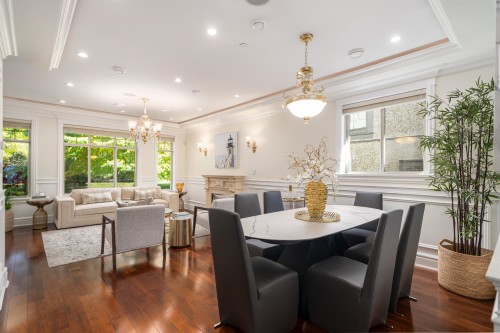 3716 17Th Avenue W, Vancouver, BC 