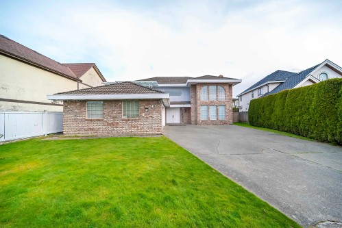5611 Holt Avenue, Richmond, BC 