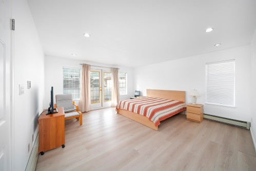 5611 Holt Avenue, Richmond, BC 