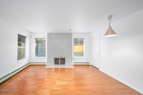5611 Holt Avenue, Richmond, BC 