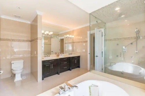 9760 Saunders Road, Richmond, BC 