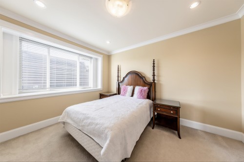 9760 Saunders Road, Richmond, BC 