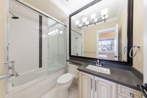 9760 Saunders Road, Richmond, BC 