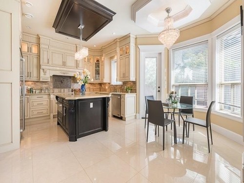 9760 Saunders Road, Richmond, BC 