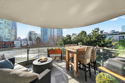 603-1009 Expo Boulevard, Vancouver, BC 