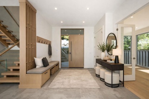 4437 Piccadilly North, West Vancouver, BC 
