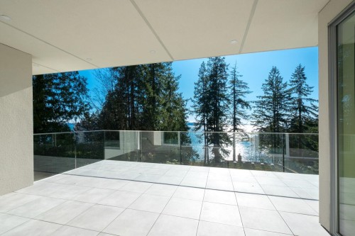 4437 Piccadilly North, West Vancouver, BC 