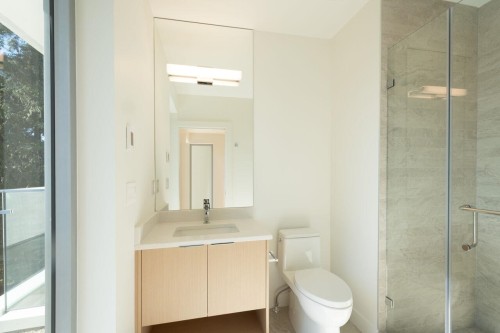 4437 Piccadilly North, West Vancouver, BC 