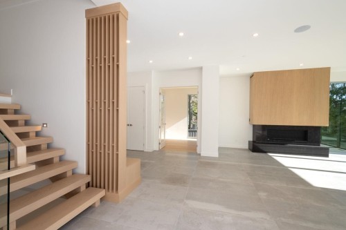 4437 Piccadilly North, West Vancouver, BC 