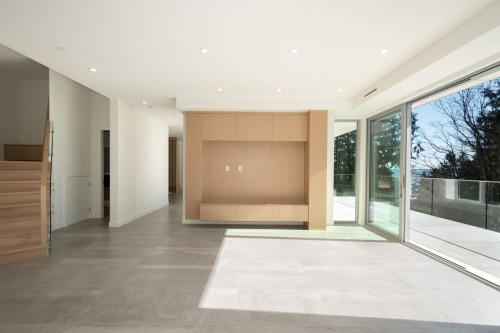 4437 Piccadilly North, West Vancouver, BC 