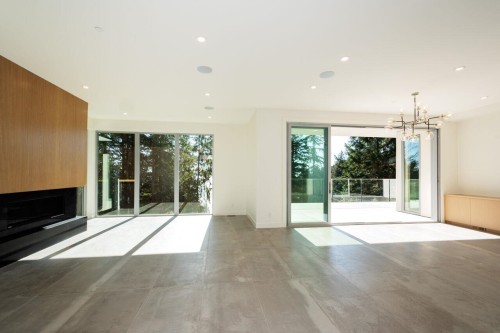 4437 Piccadilly North, West Vancouver, BC 