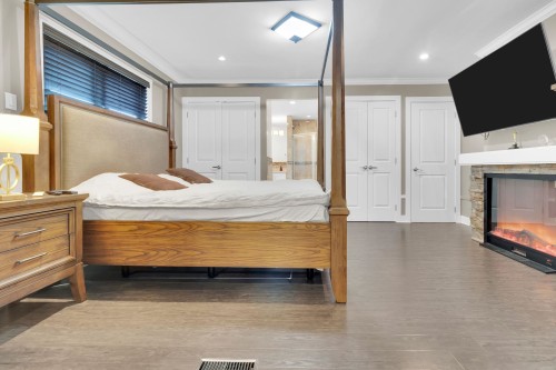 3054 Daybreak Avenue, Coquitlam, BC 