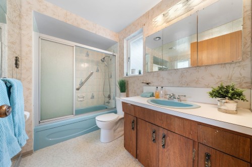 895 Elveden Row, West Vancouver, BC 