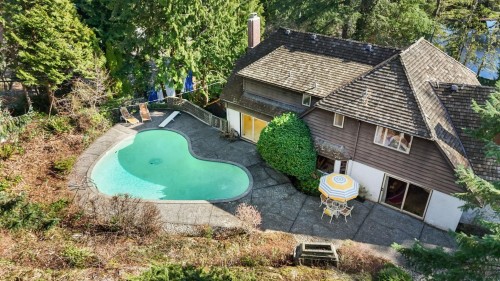 895 Elveden Row, West Vancouver, BC 