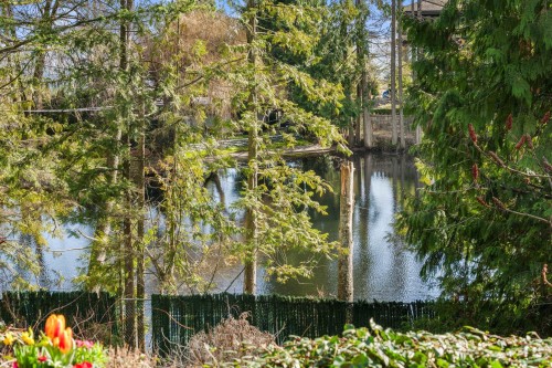 895 Elveden Row, West Vancouver, BC 