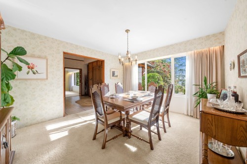 895 Elveden Row, West Vancouver, BC 