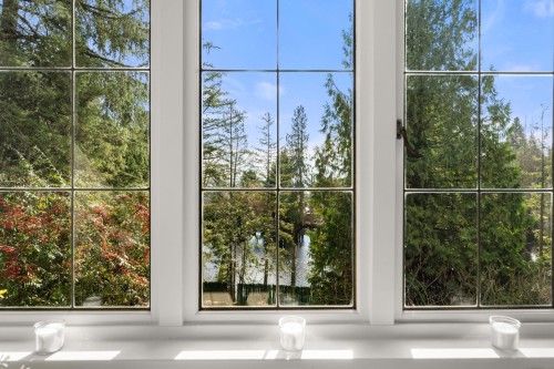 895 Elveden Row, West Vancouver, BC 