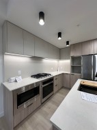 31X-623 Kemsley Avenue  Coquitlam, BC V3J 3Z4