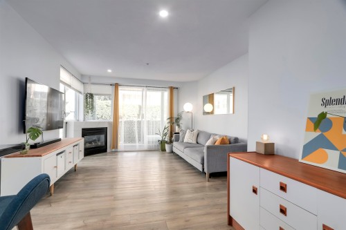 302-122 3rd Street E North Vancouver, BC V7L 1E6