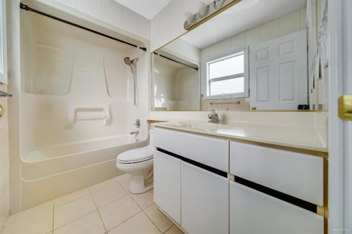 6575 Raleigh Street, Vancouver, BC 