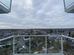 1606-2221 30 Th Avenue E Vancouver, BC V5N 0G6