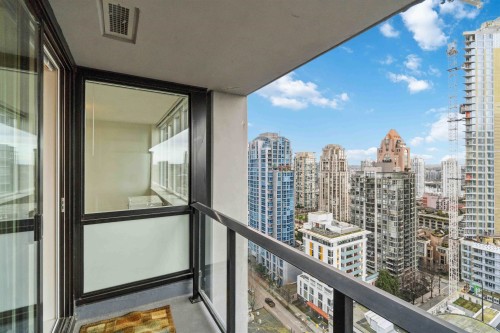 2303-1325 Rolston Street, Vancouver, BC 