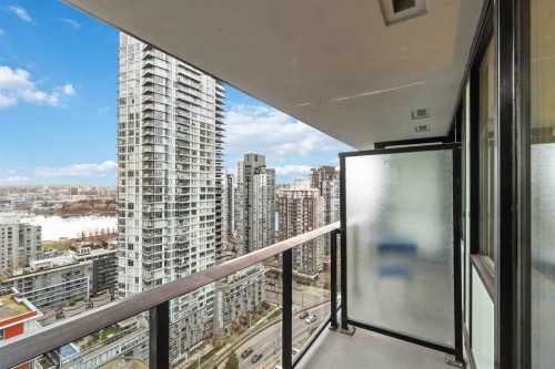 2303-1325 Rolston Street, Vancouver, BC 