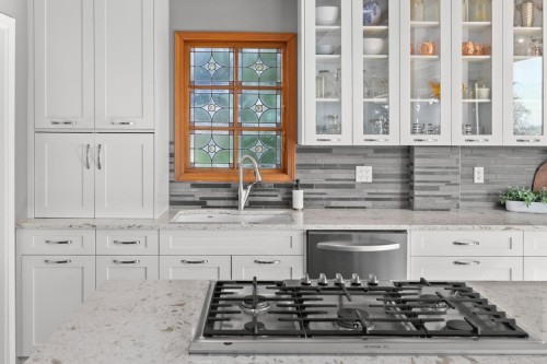 145 Kensington Road E, North Vancouver, BC 