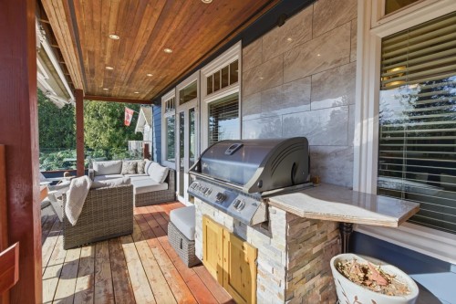 145 Kensington Road E, North Vancouver, BC 