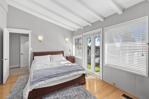 145 Kensington Road E, North Vancouver, BC 