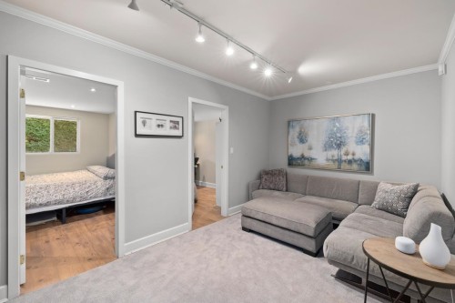 145 Kensington Road E, North Vancouver, BC 