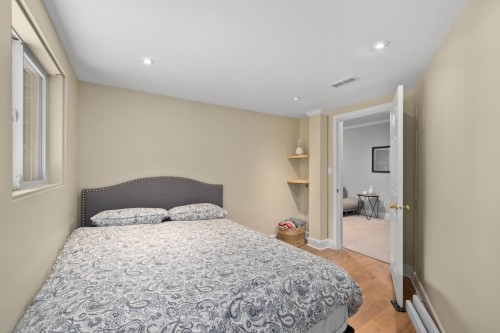 145 Kensington Road E, North Vancouver, BC 