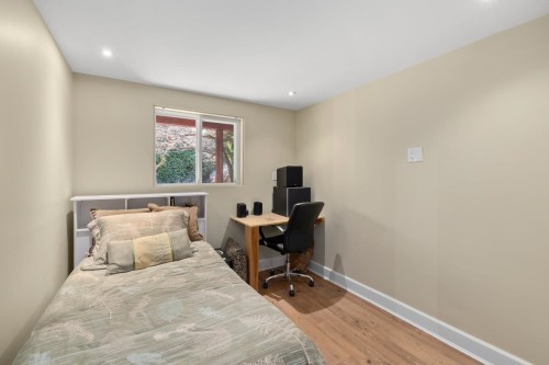 145 Kensington Road E, North Vancouver, BC 