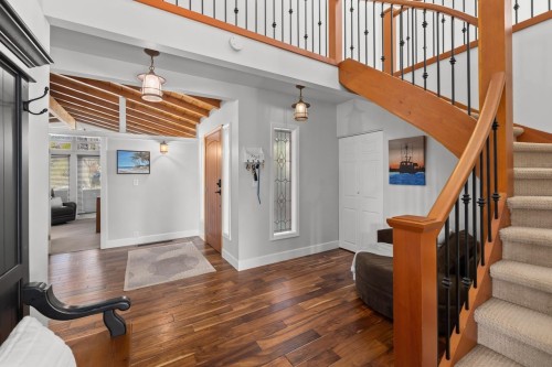 145 Kensington Road E, North Vancouver, BC 