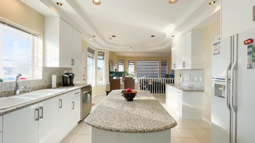 2056 Scarboro Avenue, Vancouver, BC 