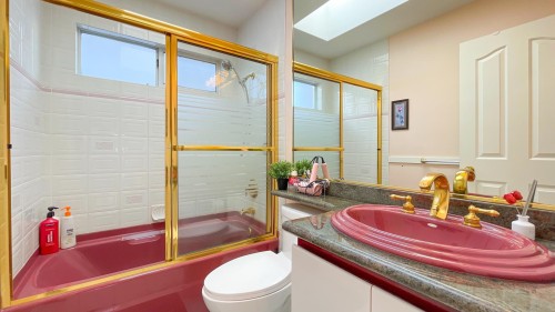 2056 Scarboro Avenue, Vancouver, BC 