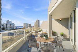 702-1771 Nelson Street  Vancouver, BC V6G 1M6