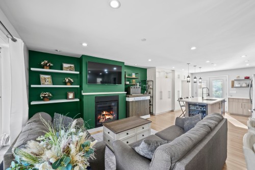 3759 Coast Meridian Road, Port Coquitlam, BC 