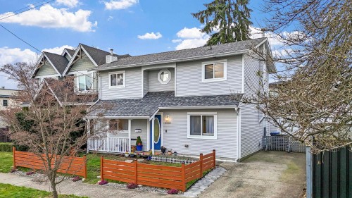 2005 London Street  New Westminster, BC V3M 3E6