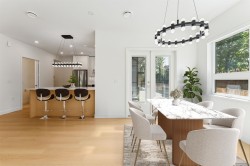 844 St. Denis Avenue  North Vancouver, BC V7J 2G4