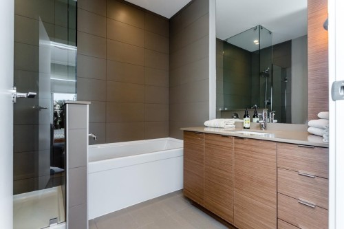 1635 Eastern Avenue, North Vancouver, BC 