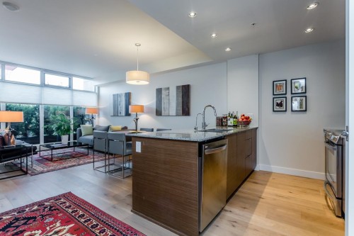 1635 Eastern Avenue, North Vancouver, BC 