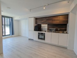 1003-1133 Hornby Street  Vancouver, BC V6Z 1W1