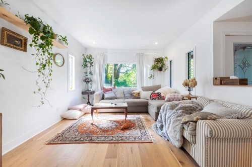 1847 Kitchener Street, Vancouver, BC 