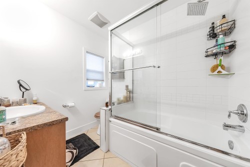 1847 Kitchener Street, Vancouver, BC 