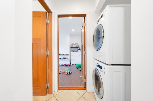 1847 Kitchener Street, Vancouver, BC 