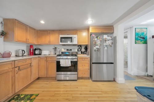 1847 Kitchener Street, Vancouver, BC 