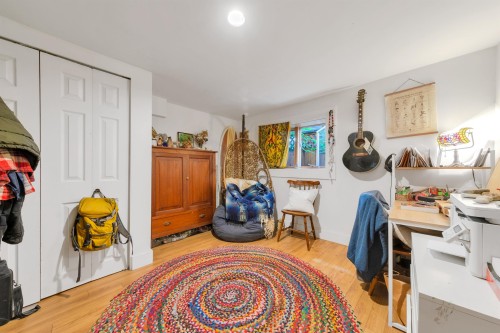 1847 Kitchener Street, Vancouver, BC 