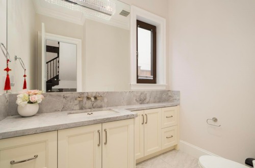 1410 Mathers Avenue, West Vancouver, BC 